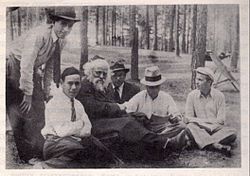 250px-Baruch_Ber_with_talmidim.jpg