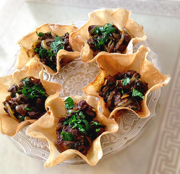 Phyllo-pastry-filled-with-chicken-livers-600x582.jpg