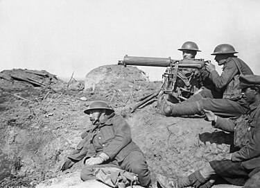 375px-Vickers_machine_gun_in_the_Battle_of_Passchendaele_-_September_1917.jpg